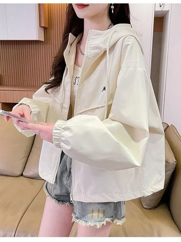 CHICMORE Atasan wanita jaket lengan panjang model longgar dengan hooded minimalis
