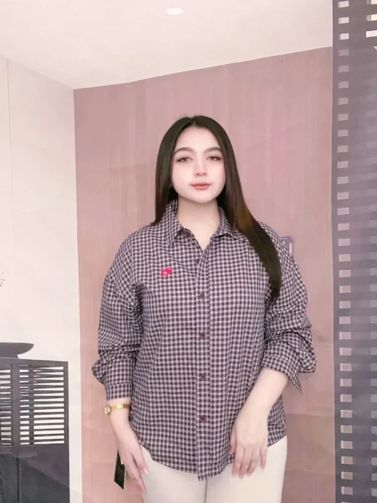 FADFAD Atasan kemeja kotak-kotak wanita model longgar berkerah