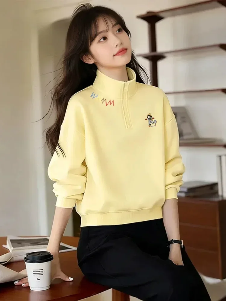 CHICMORE Atasan half-zip sweatshirt lengan panjang stylish untuk wanita