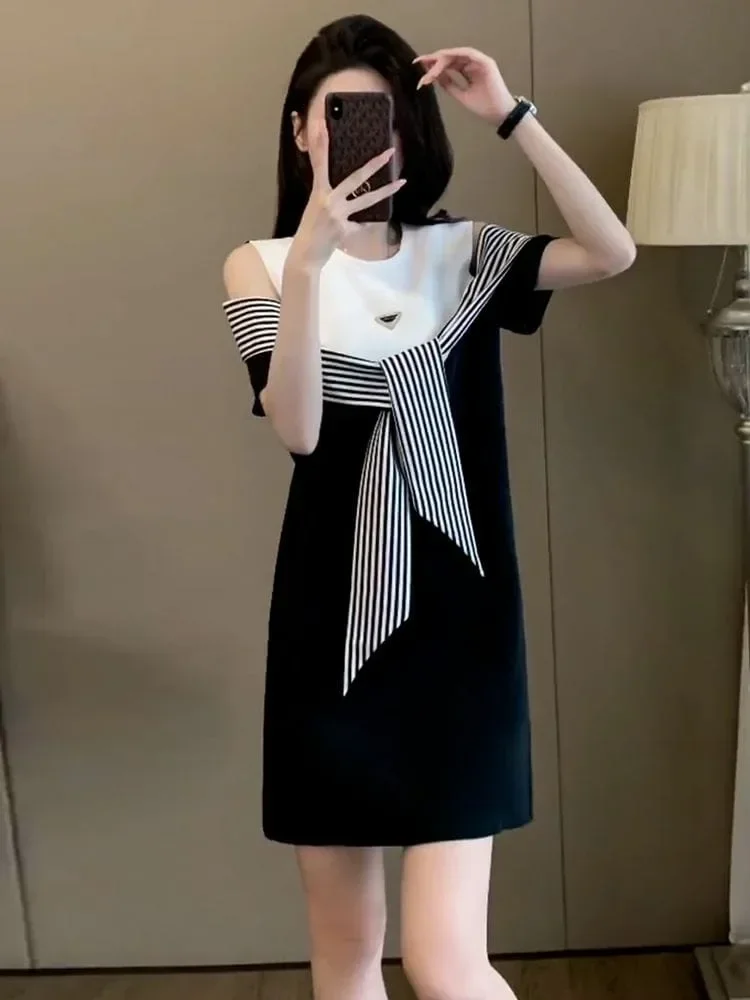 FADFAD Gaun midi gaya off shoulder dan tali pita manis