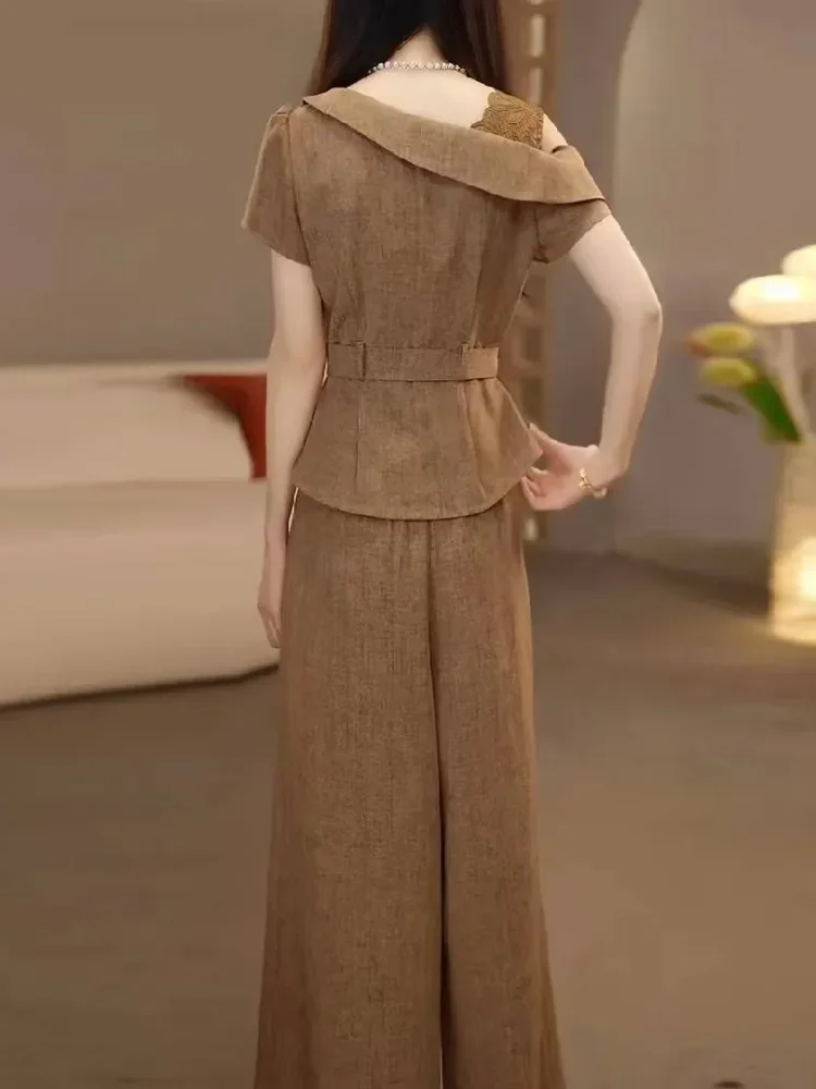 FADFAD Setelan wanita dua potong atasan lengan pendek model one shoulder dan celana panjang kasual warna solid