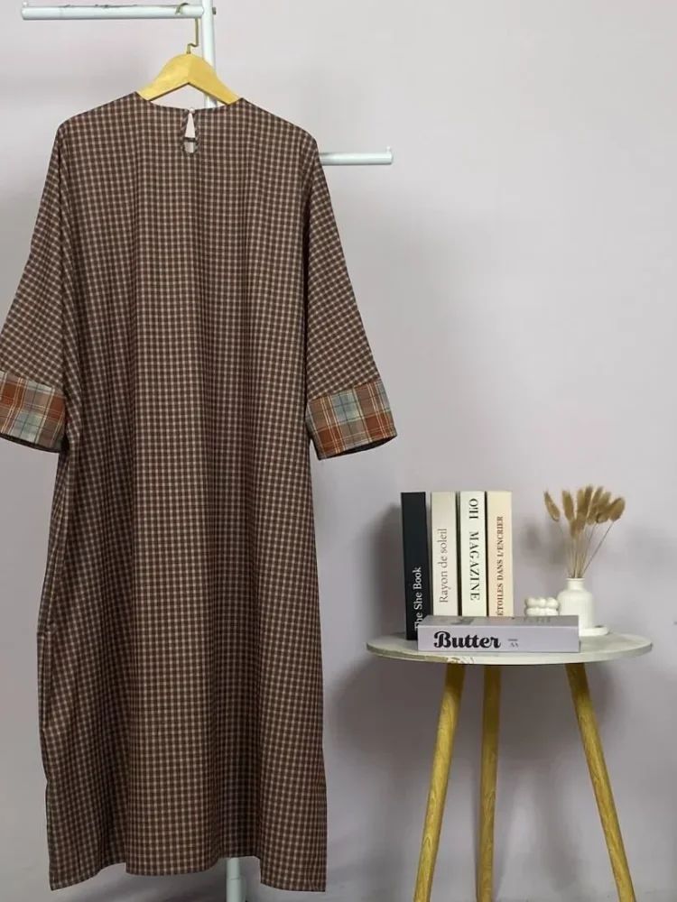 ASAYA Gaun panjang santai dan elegan untuk wanita dengan manset patchwork kotak-kotak dan desain warna kontras