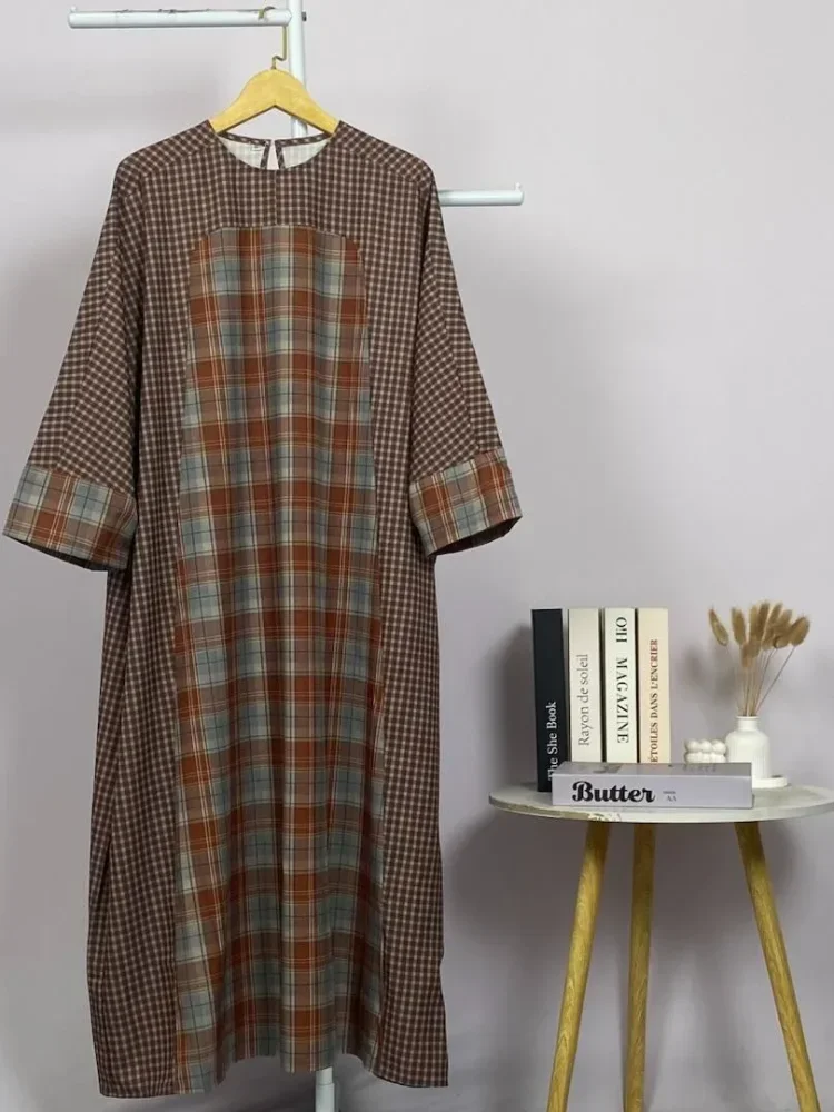 ASAYA Gaun panjang santai dan elegan untuk wanita dengan manset patchwork kotak-kotak dan desain warna kontras