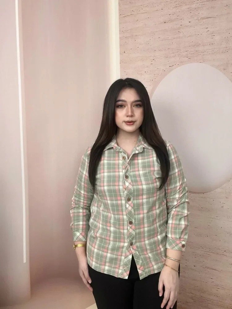 FADFAD Atasan kemeja kerah polo lengan panjang motif cetak bergaya retro