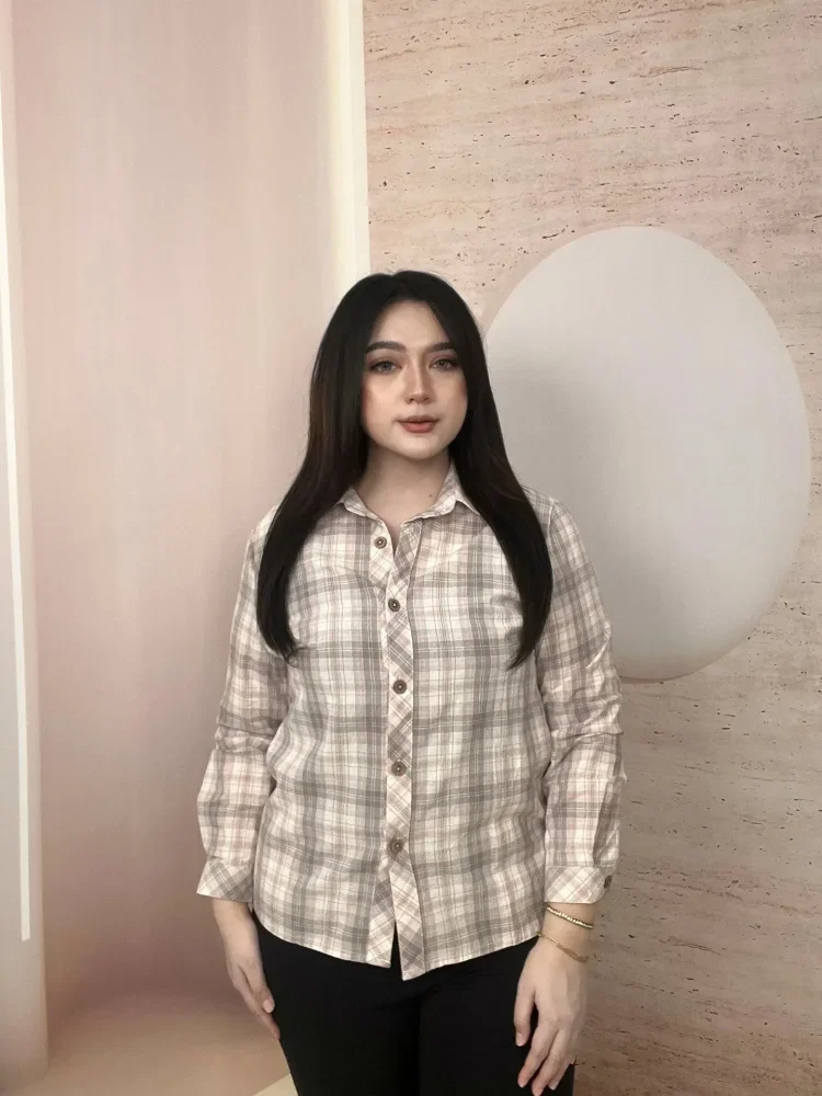 FADFAD Atasan kemeja kerah polo lengan panjang motif cetak bergaya retro