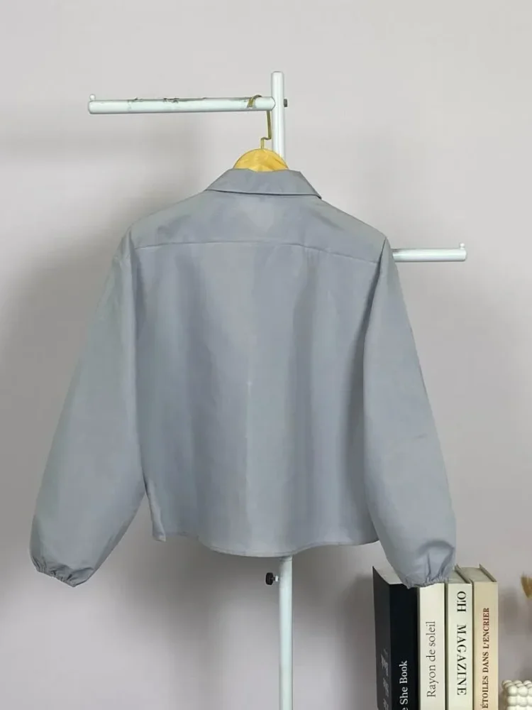 ASAYA Kemeja lengan panjang wanita dengan kerah polo longgar, dihiasi garis-garis, warna polos