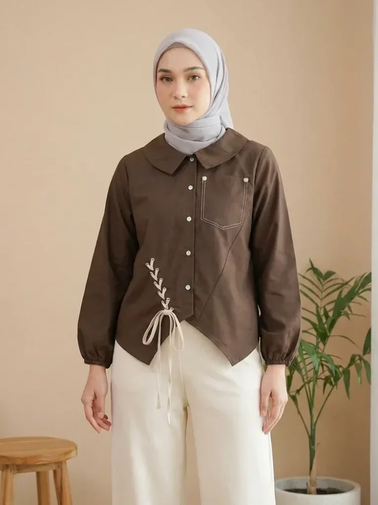 ASAYA Atasan lengan panjang dengan desain tidak beraturan, dilengkapi tali hias dan jahitan kantong palsu