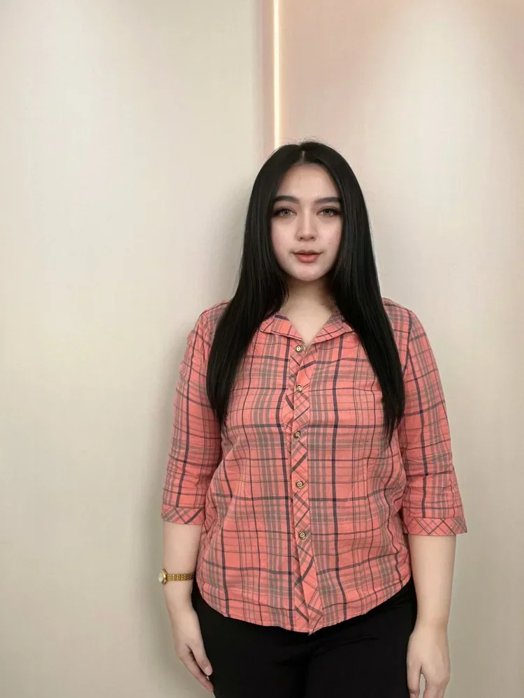 FADFAD Kemeja atasan wanita dengan lengan panjang motif kotak kotak gaya casual