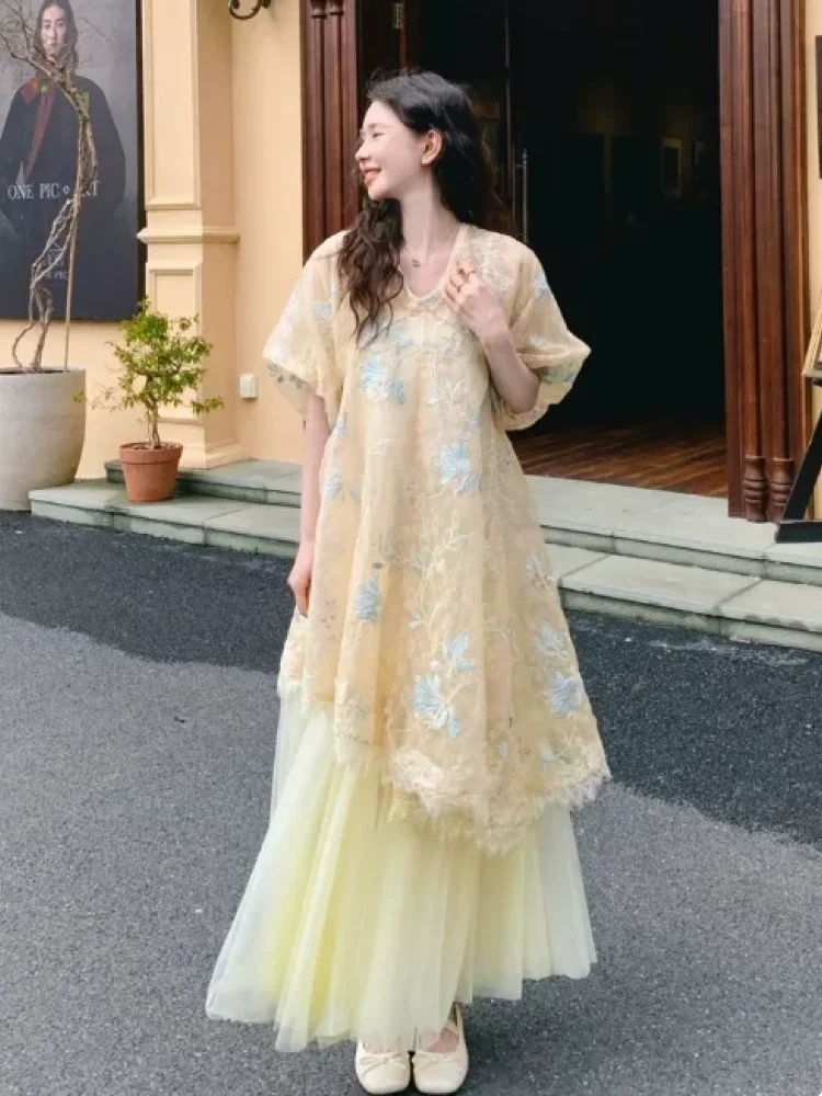 CHICMORE Dress wanita kerah v neck lengan 3/4 dengan motif bunga bunga lucu manis