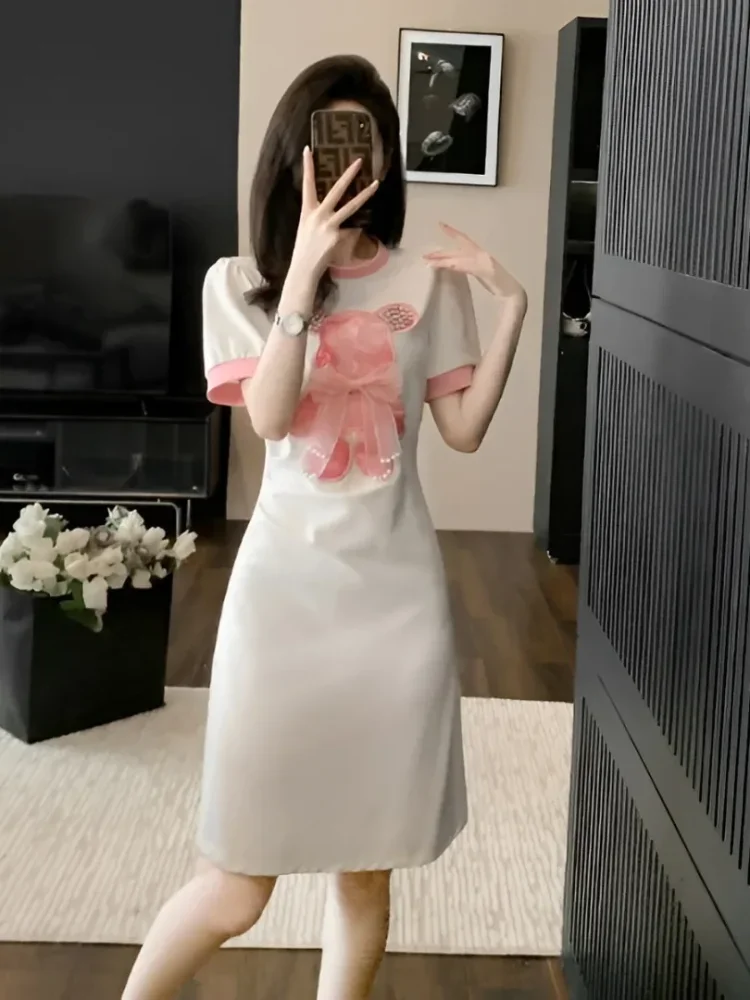FADFAD Gaun lengan pendek dengan aksen boneka lucu gaya elegan baru untuk wanita