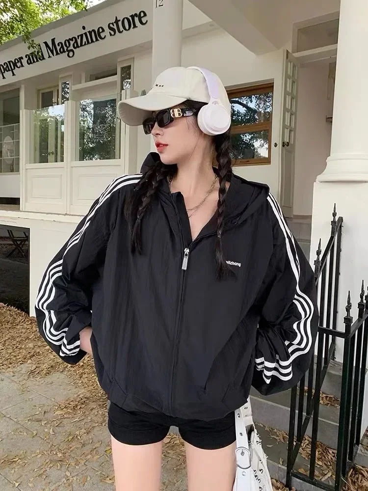 CHICMORE Jaket gaya longgar untuk wanita muda warna solid dengan kerah hooded
