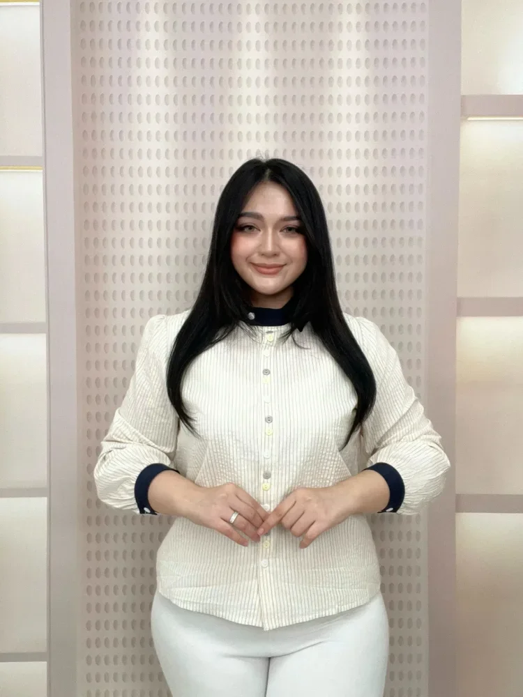 FADFAD Kemeja blouse striped dengan warna soft dan longgar