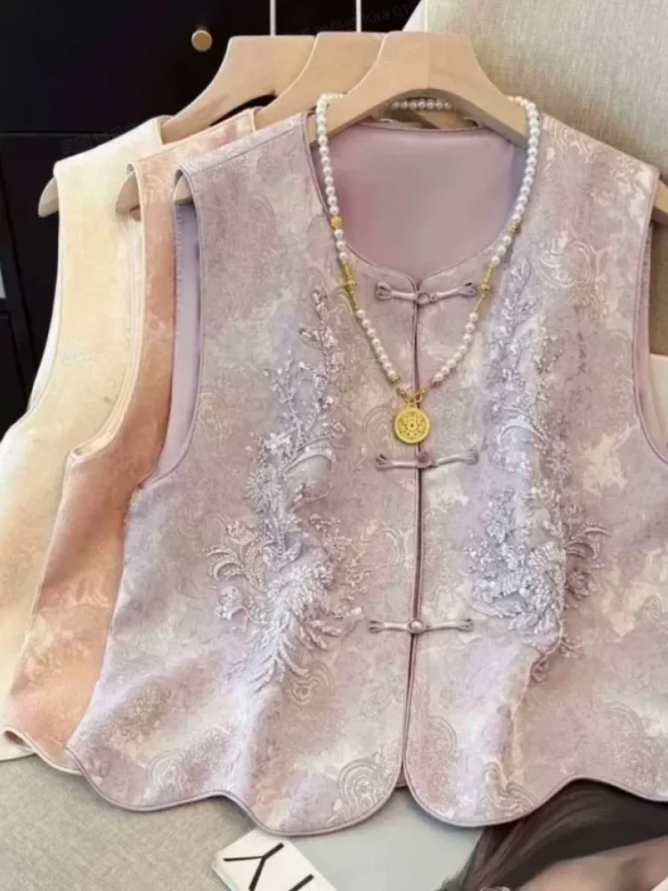 FADFAD Rompi baru yang trendi dengan desain kain jacquard.