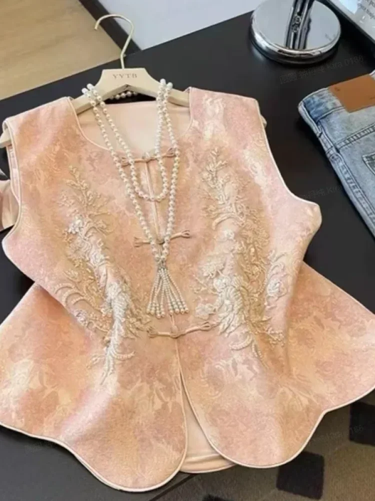 FADFAD Rompi baru yang trendi dengan desain kain jacquard.