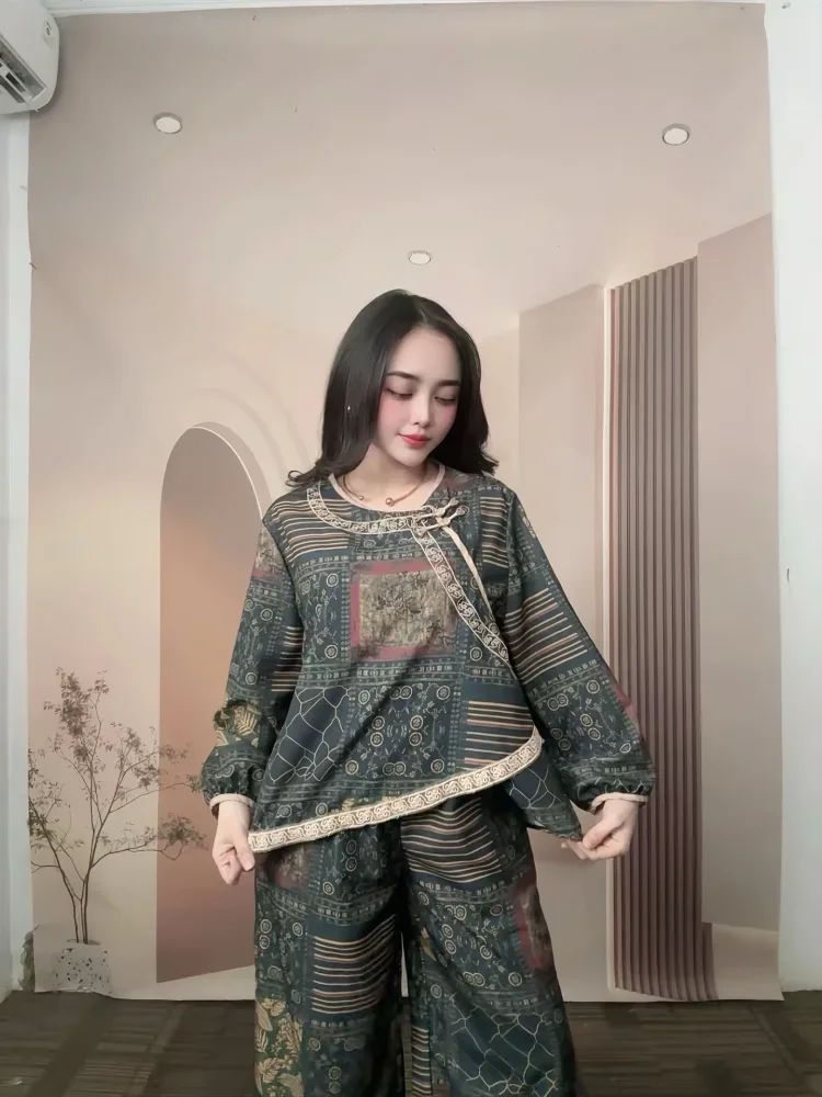 [DISKON KILAT]FADFAD Setelan dua potong motif patchwork dengan lengan tiga perempat dan celana panjang kaki lebar