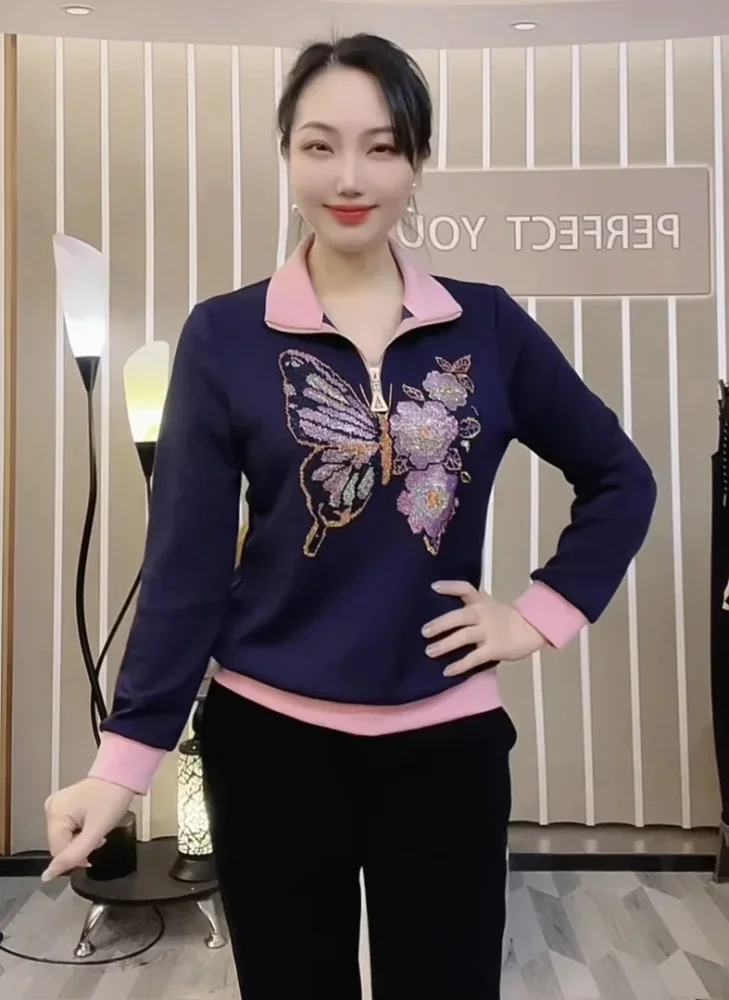 FADFAD Atasan wanita lengan panjang dengan half zipper dan motif kupu kupu lucu