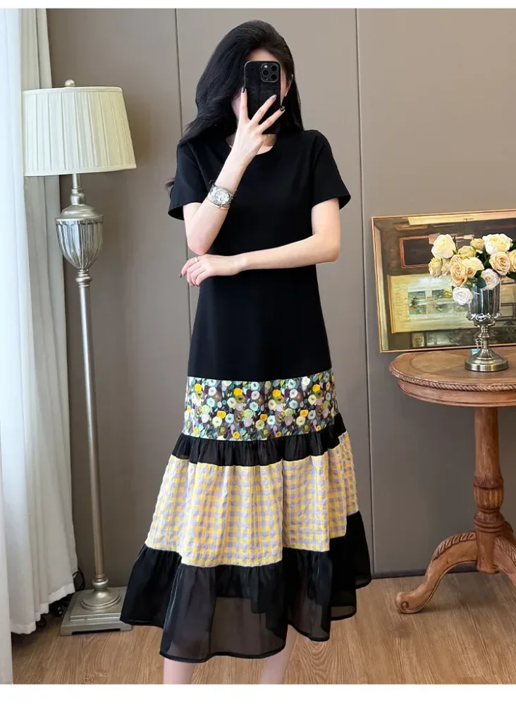 FADFAD Gaun midi patchwork motif bunga slim fit kasual wanita
