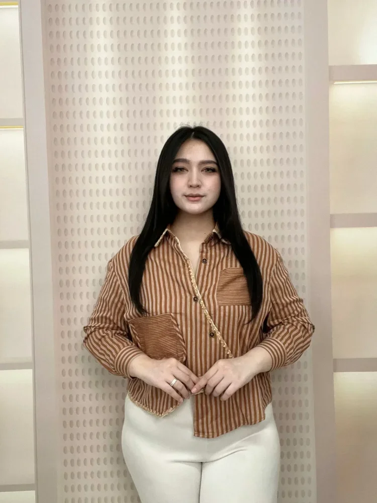 FADFAD Atasan blouse lengan panjang mode ruffle bergaya mewah elegan untuk wanita