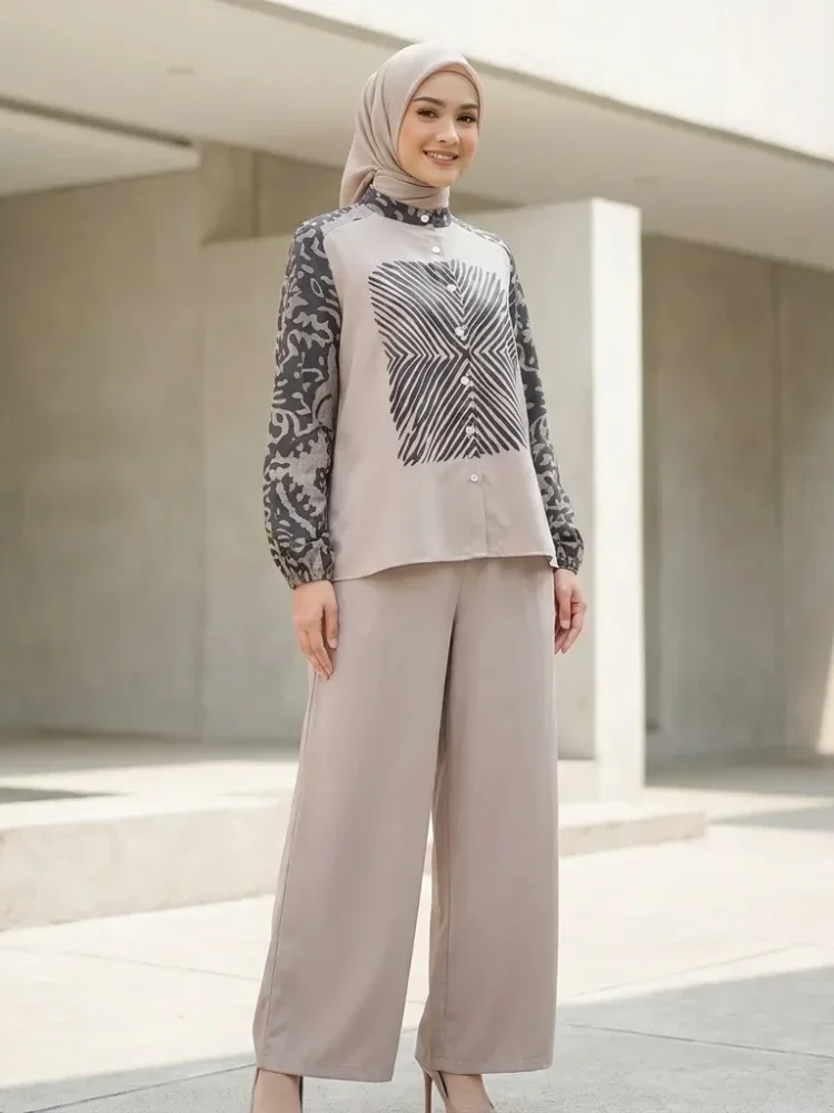 ASAYA Setelan wanita lengan panjang dengan kemeja dan celana panjang, menggunakan desain cetak patchwork dengan teknik offset printing