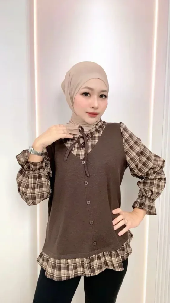 FADFAD Atasan dua potong palsu motif kotak-kotak ruffle kasual wanita