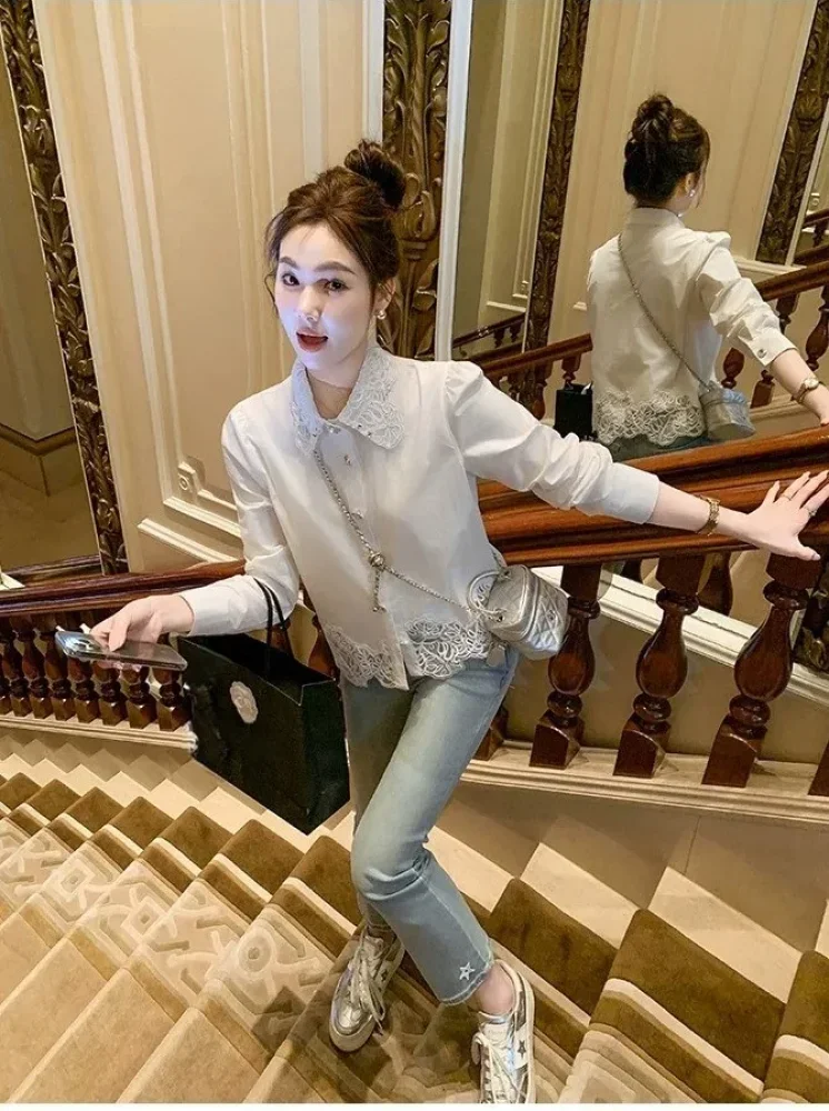 FADFAD Atasan wanita elegan aksen cut-out kerah pater pan minimalis