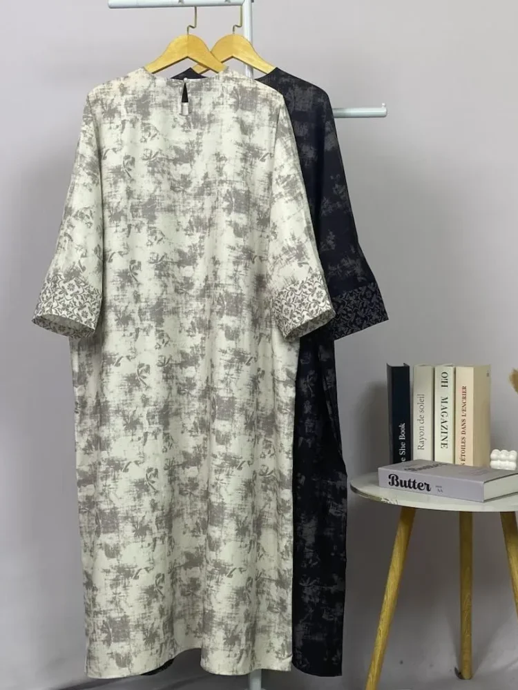 ASAYA Gaun berleher bulat dengan desain patchwork bermotif hijau,