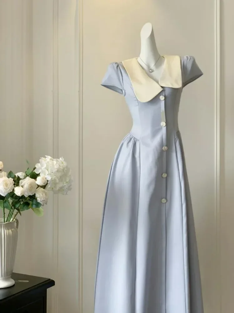 CHICMORE Dress wanita lengan pendek dengan kerah unik variasi kancing dan warna solid mode feminima