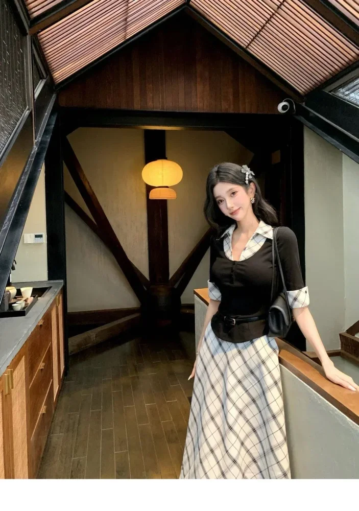 CHICMORE Setelan wanita dua polong atasan blouse kekinian dan rok panjang motif kotak