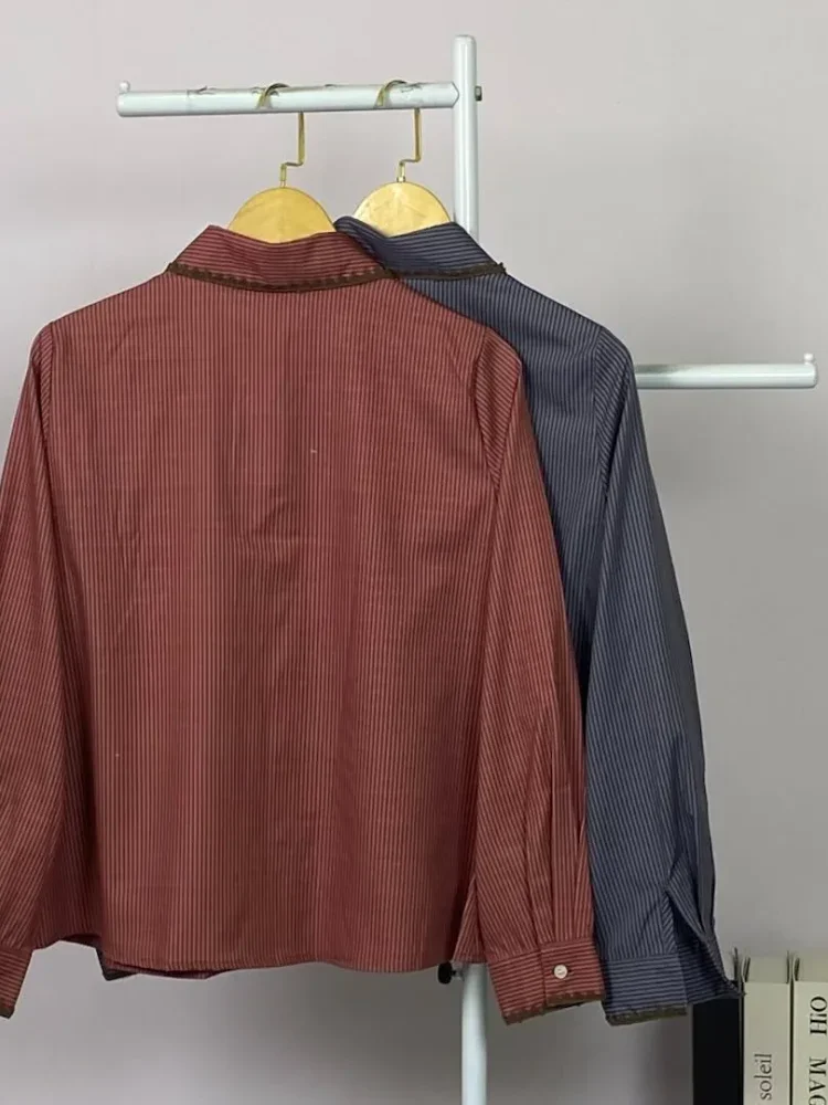 ASAYA Kemeja polkadot bergaya minimalis dengan aksen renda