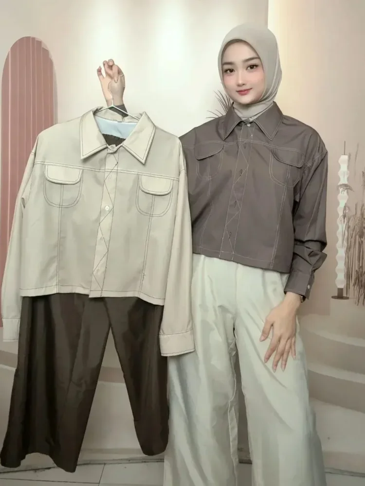 ASAYA Kemeja kasual polos, desain jahitan tekanan, kerah lengan panjang, dilengkapi dengan saku dan desain pita ruffle, dipadukan dengan set celana panjang polos