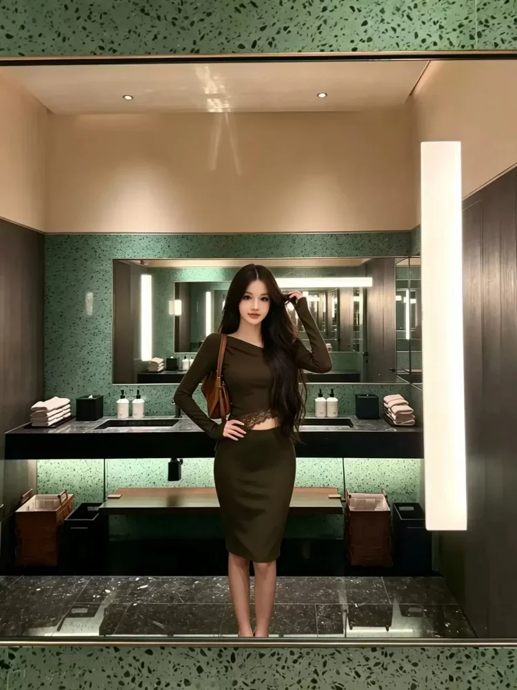 CHICMORE Atasan wanita blouse lengan panjang model menyilang fitted warna solid
