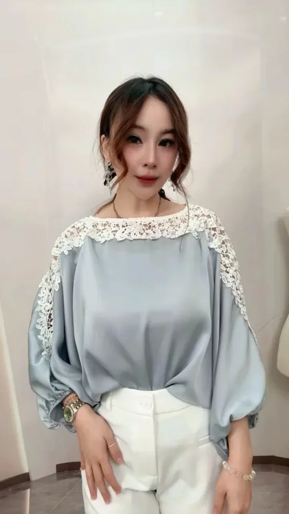 FADFAD Atasan wanita lengan batwing dengan gaya feminim