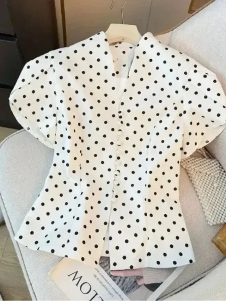 CHICMORE Atasan blouse wanita lengan pendek motif polkadot gaya feminine elegan