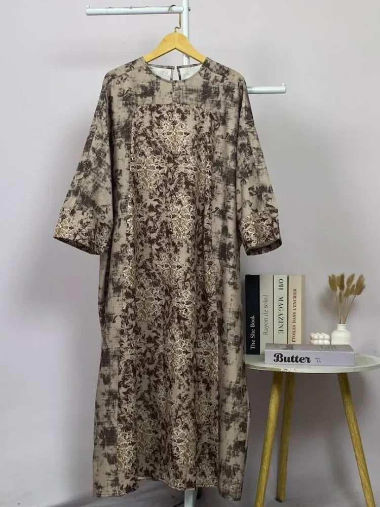 ASAYA Gaun berleher bulat dengan desain patchwork bermotif hijau,