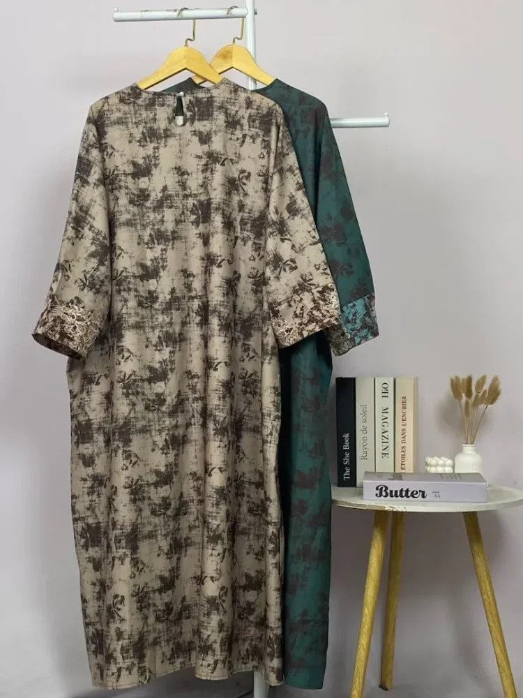 ASAYA Gaun berleher bulat dengan desain patchwork bermotif hijau,