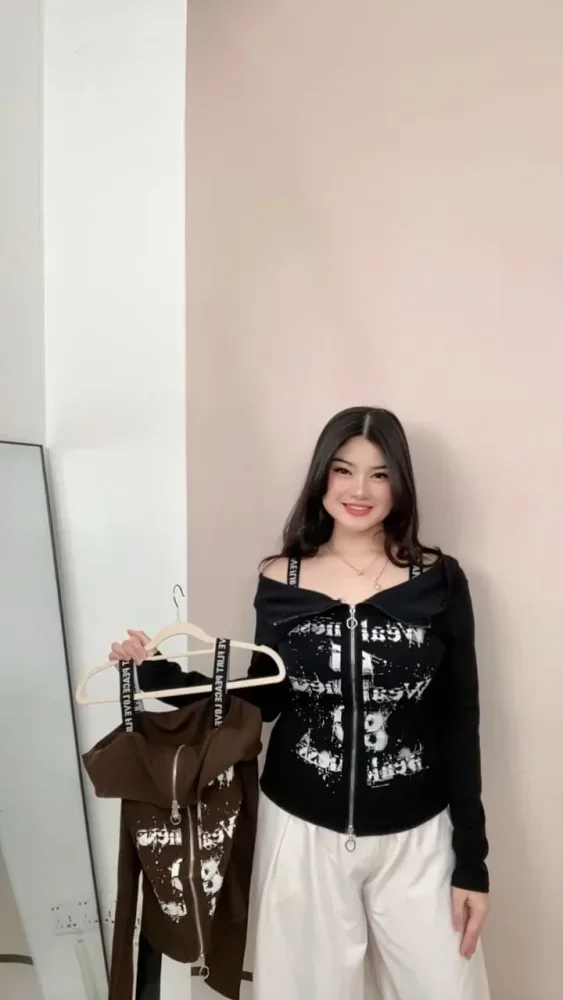 CHICMORE Atasan lengan panjang wanita dengan gaya strappy style gothic