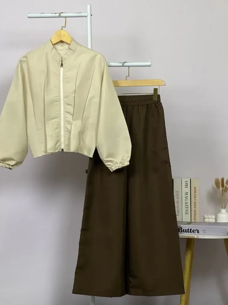 ASAYA Kemeja lengan panjang wanita model ritsleting, desain simpel, detail kerut mewah, dipadukan dengan celana panjang polos dari set yang sama
