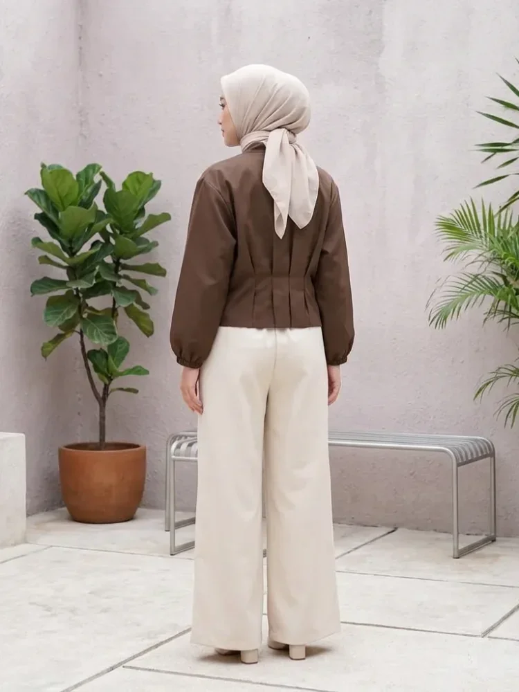 ASAYA Kemeja lengan panjang wanita model ritsleting, desain simpel, detail kerut mewah, dipadukan dengan celana panjang polos dari set yang sama