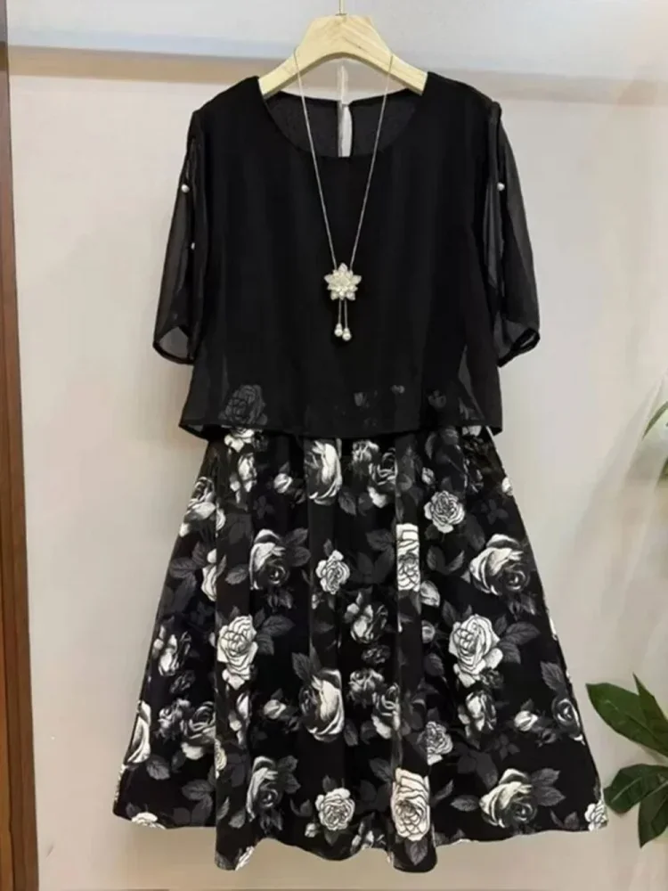 FADFAD Gaun midi wanita feminime dengan motif floral warna hitam