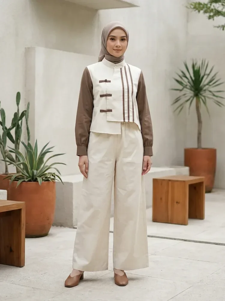 ASAYA Kemeja lengan panjang dengan desain tali kontras, kancing di pergelangan tangan, dipadukan dengan celana longgar polos