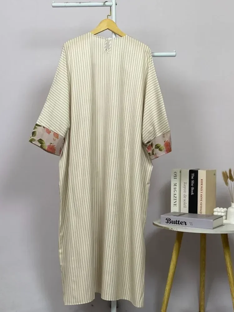 ASAYA Gaun berleher bulat dengan desain patchwork bermotif hijau,