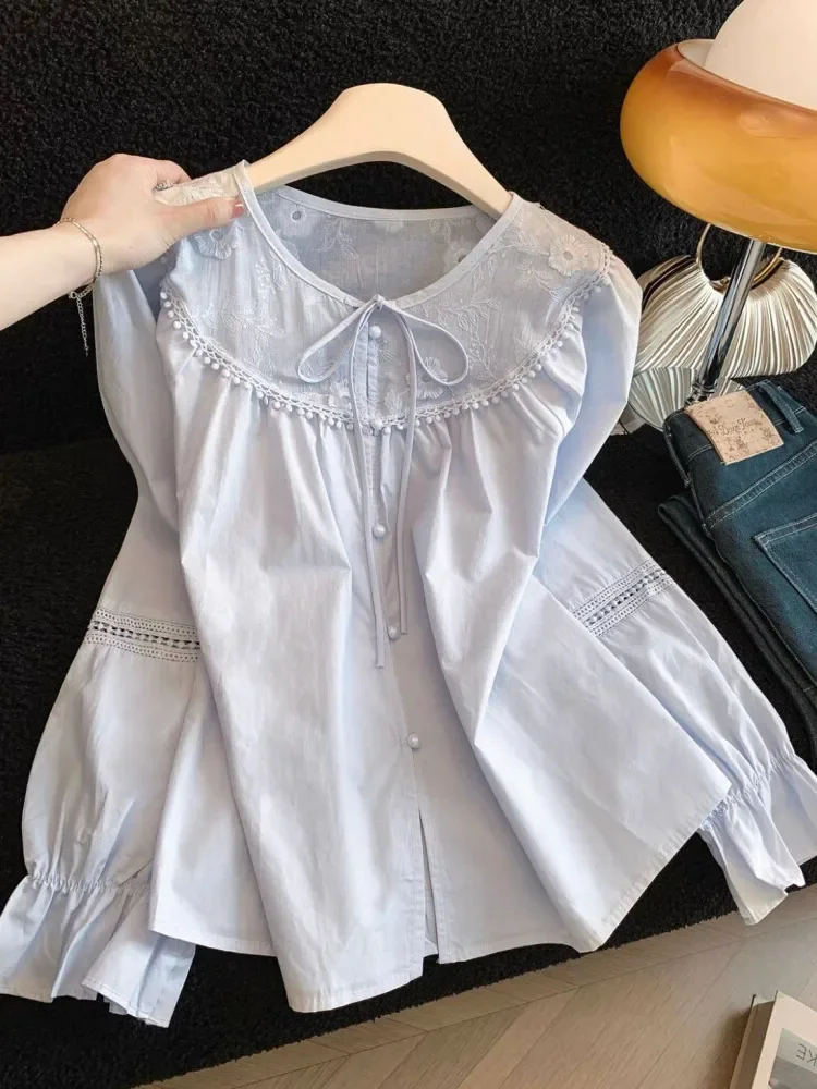 CHICMORE Atasan kemeja kancing unik dengan warna solid dan gaya korean