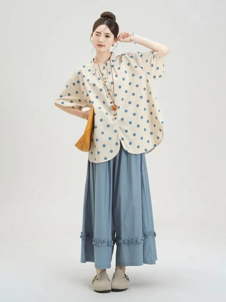 CHICMORE Setelan dua potong model longgar dengan atasan polkadot lengan pendek dan celana kaki lebar