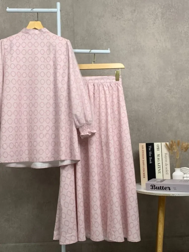 CHICMORE Setelan dua potong atasan dan rok bawah gaya baru dengan motif cetak