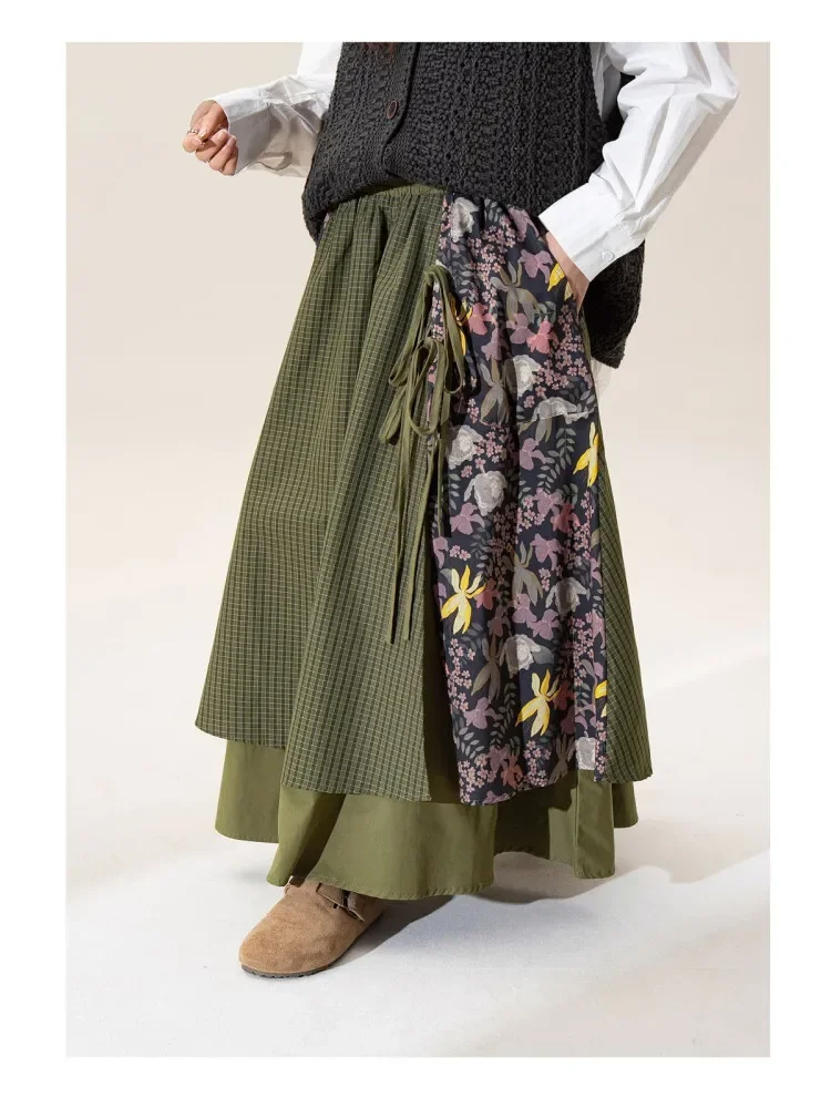 CHICMORE Rok desain baru dengan motif kontras model a-line dan pinggang elastis