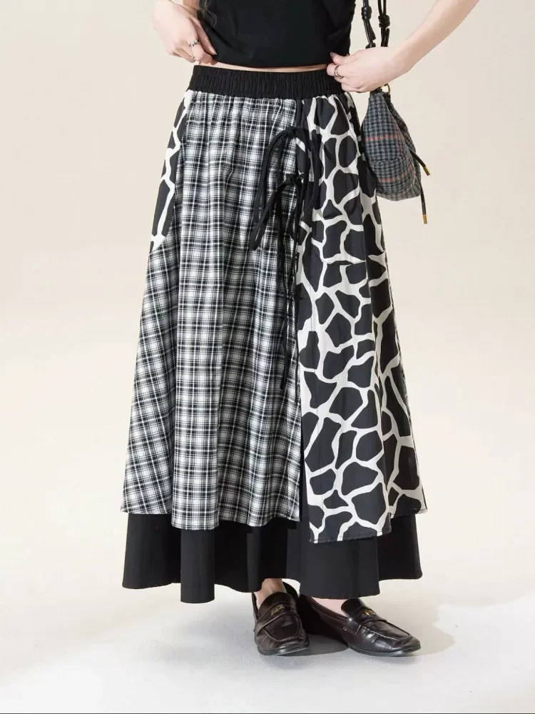 CHICMORE Rok desain baru dengan motif kontras model a-line dan pinggang elastis