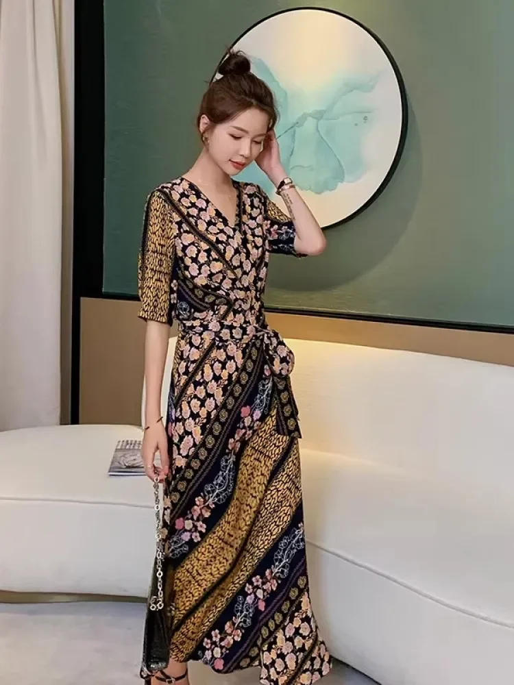 [DISKON KILAT]FADFAD Gaun model kerah leher v-neck motif cetak gaya kekinian wanita