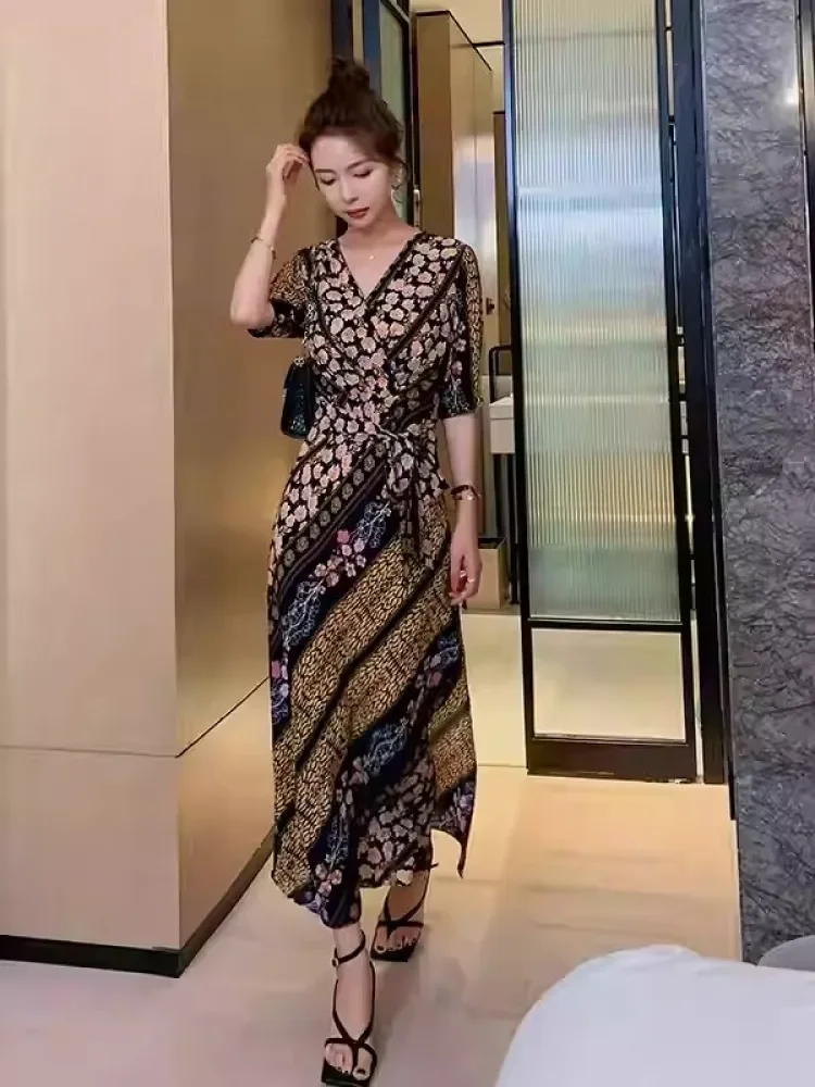 [DISKON KILAT]FADFAD Gaun model kerah leher v-neck motif cetak gaya kekinian wanita