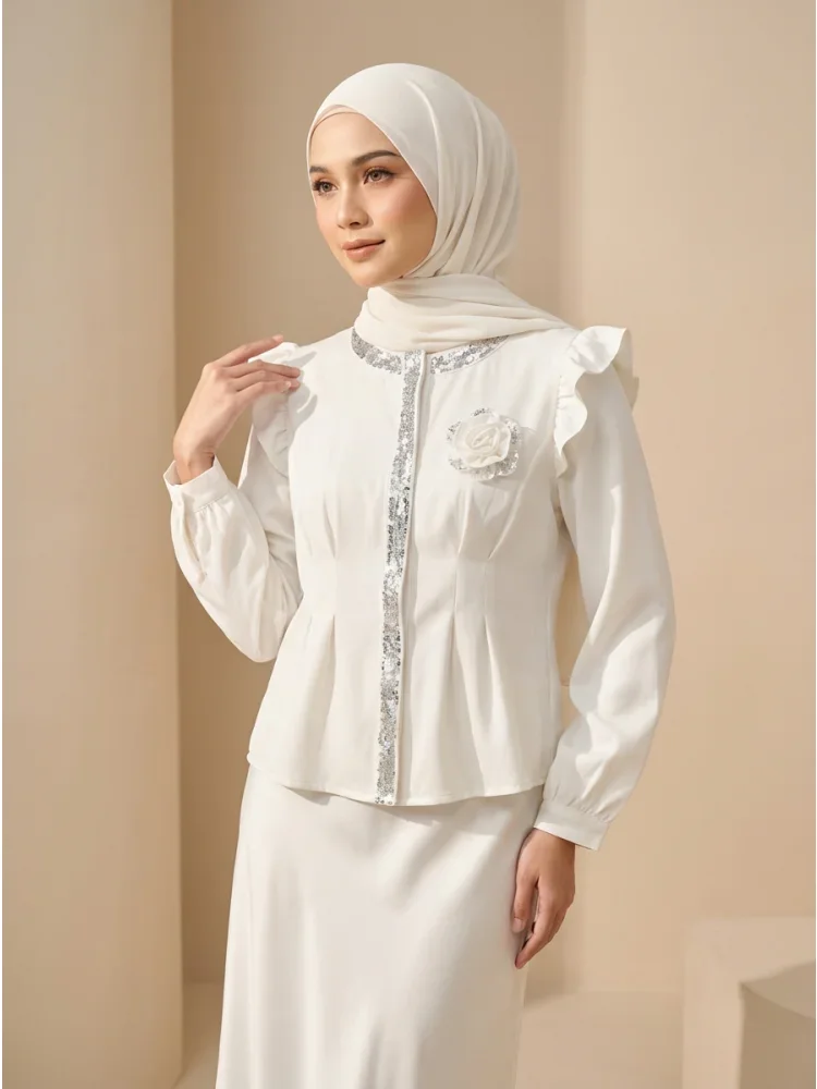 FADFAD Atasan kemeja gaya ramping dengan kerah v dan aksesoris elegant