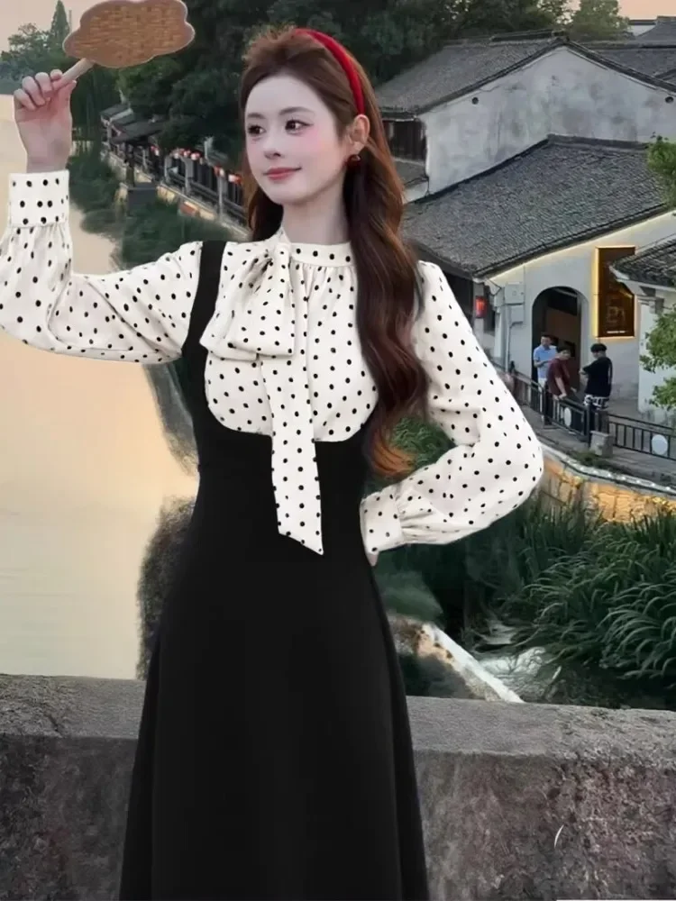 FADFAD Gaun dua potong elegan motif polkadot dengan kerah bulat